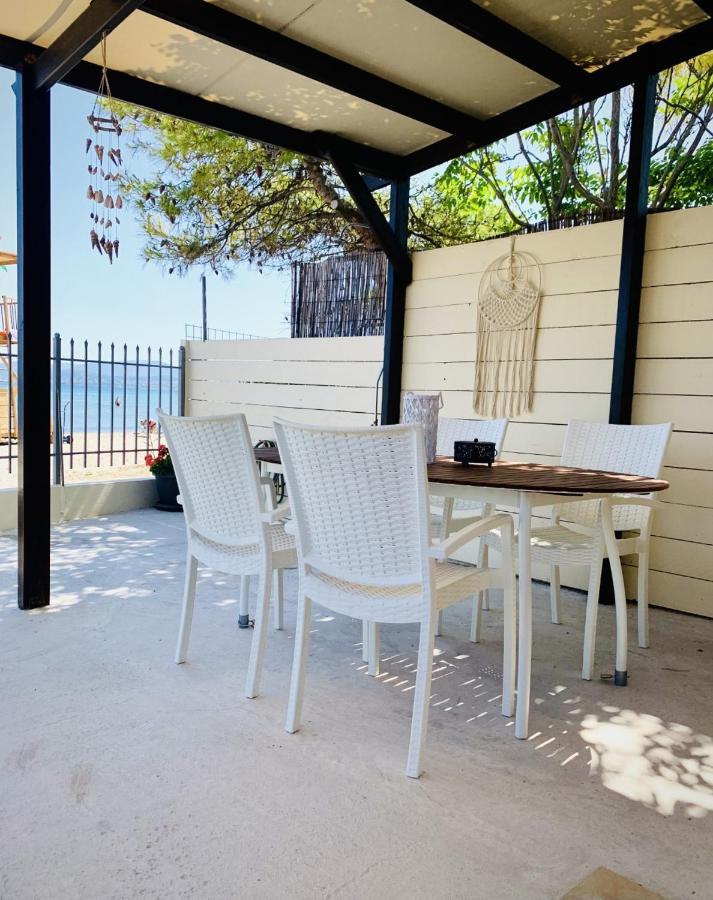 House By The Sea In Artemis Apartment Exterior photo
